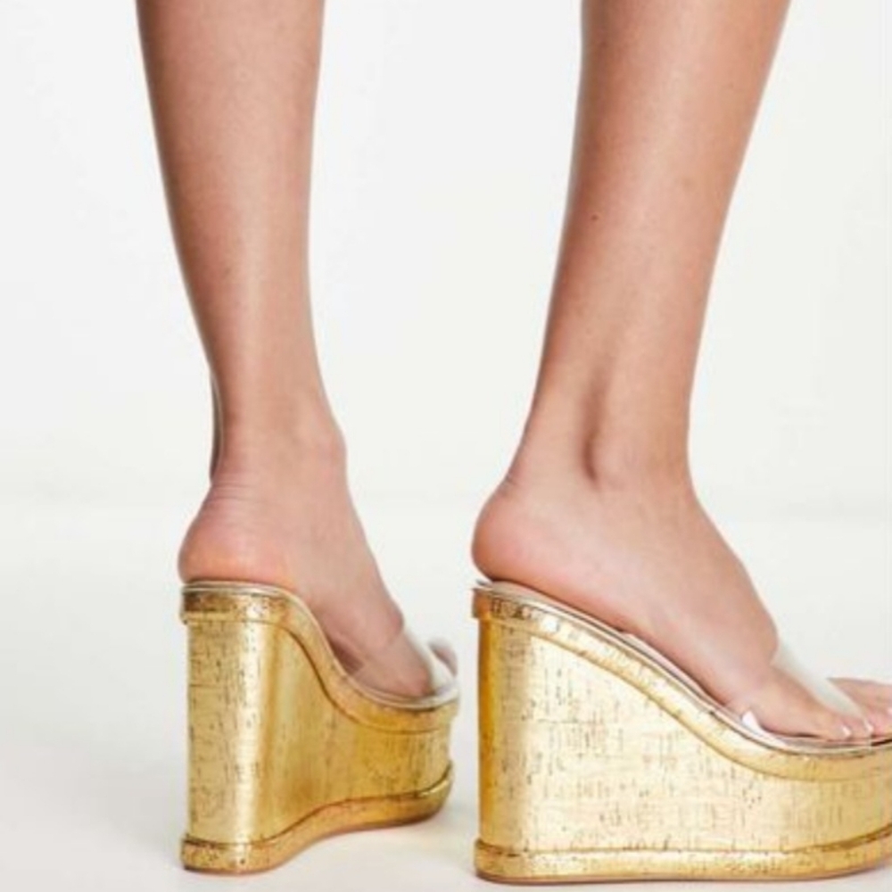 Simmi London Shanda Gold Cork Wedges Sz 7 Hot Sexy Platform Heels Clear Upper - Picture 3 of 4